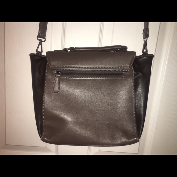 Used Bag - Picture 4 of 5